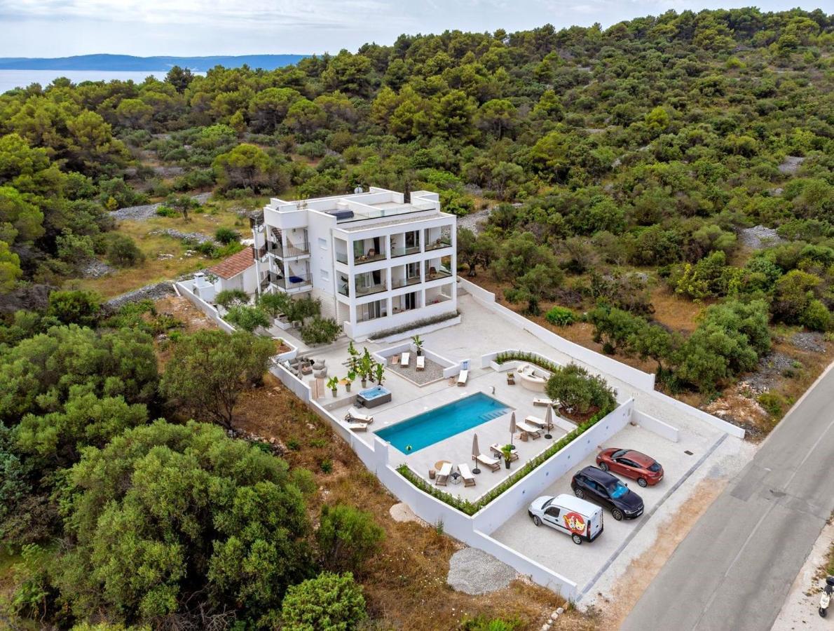 Luxury Villa Del Sogno With Pool, Jacuzzi, Parking Okrug Gornji Εξωτερικό φωτογραφία