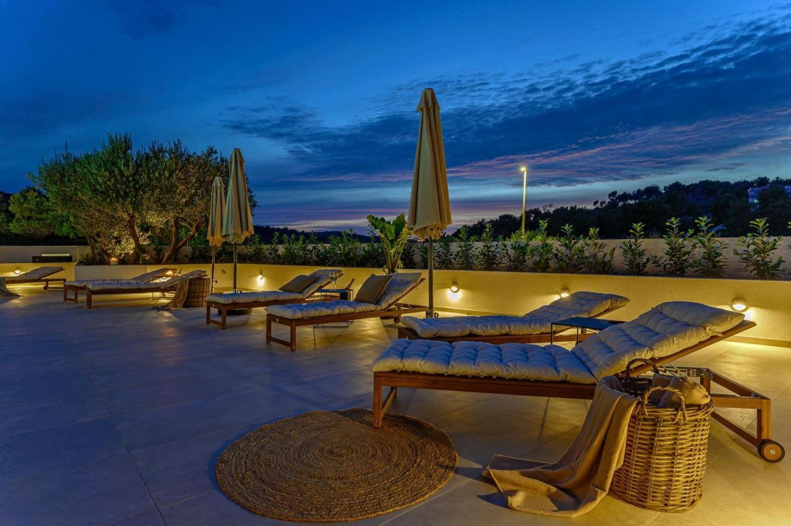 Luxury Villa Del Sogno With Pool, Jacuzzi, Parking Okrug Gornji Εξωτερικό φωτογραφία