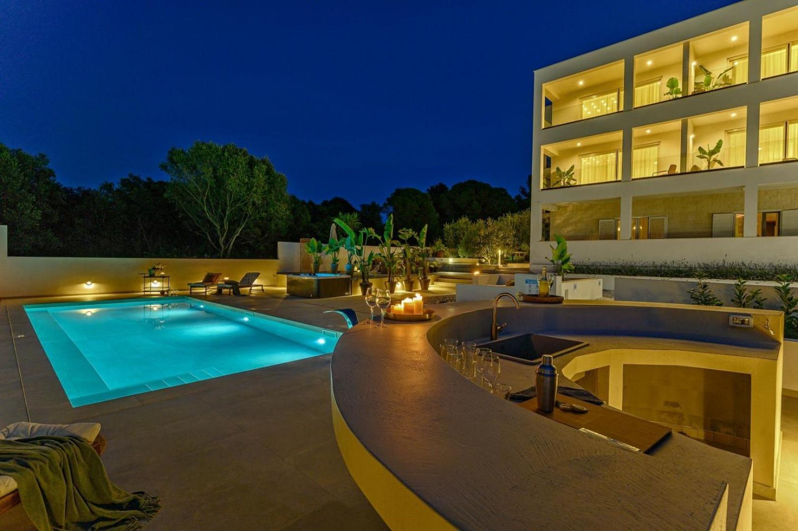 Luxury Villa Del Sogno With Pool, Jacuzzi, Parking Okrug Gornji Εξωτερικό φωτογραφία