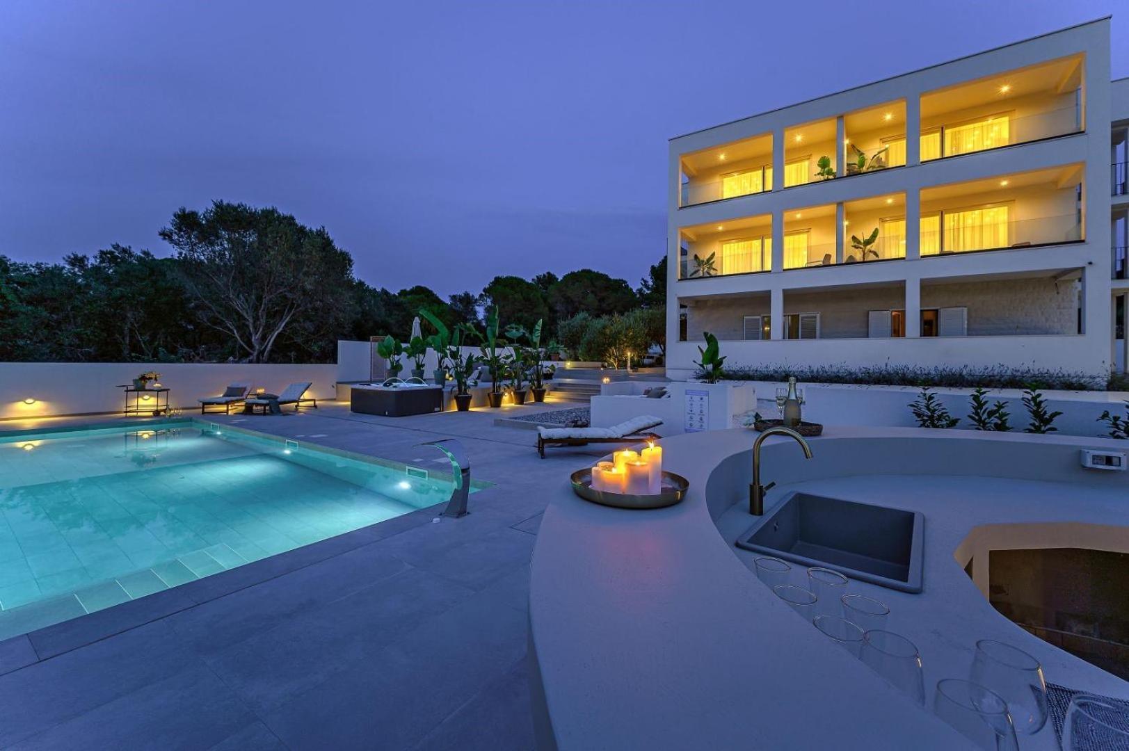 Luxury Villa Del Sogno With Pool, Jacuzzi, Parking Okrug Gornji Εξωτερικό φωτογραφία