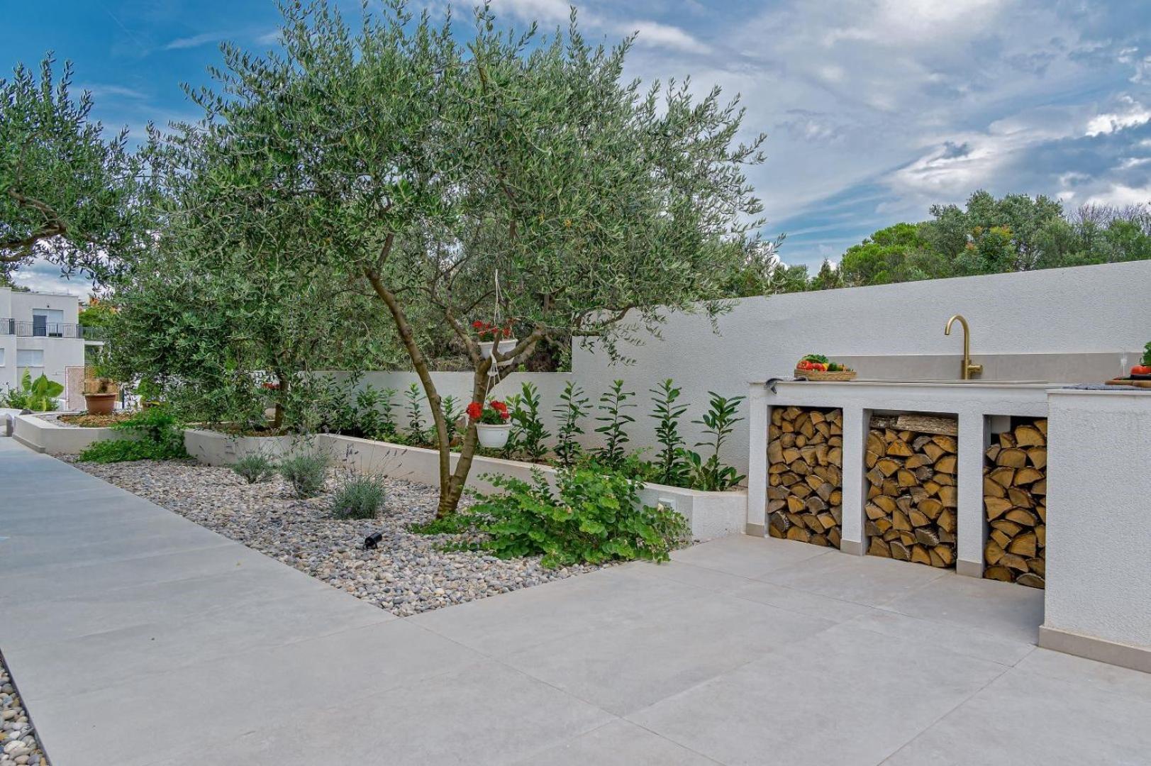 Luxury Villa Del Sogno With Pool, Jacuzzi, Parking Okrug Gornji Εξωτερικό φωτογραφία